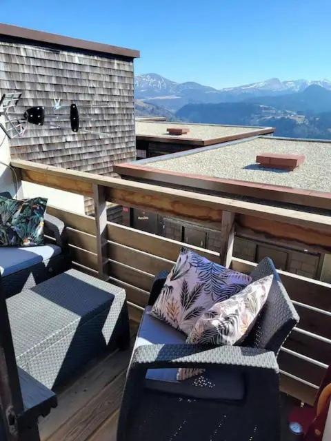 Appartement Duplex Avec Vue Sur Le Sancy Et Garage Couvert Murat-le-Quaire Bagian luar foto