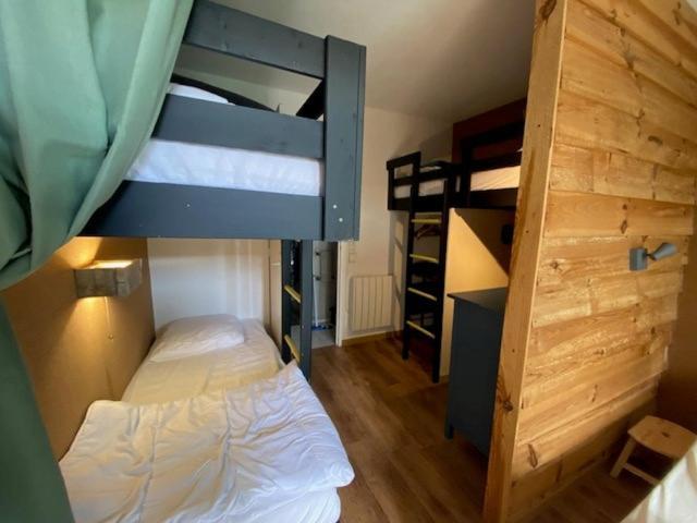 Appartement Duplex Avec Vue Sur Le Sancy Et Garage Couvert Murat-le-Quaire Bagian luar foto