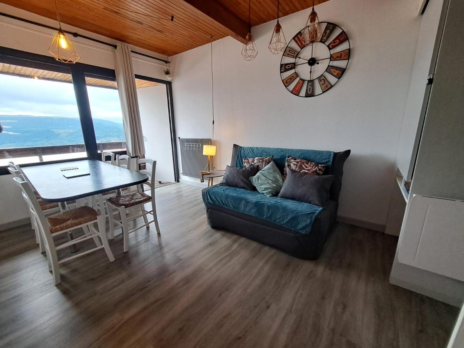 Appartement Duplex Avec Vue Sur Le Sancy Et Garage Couvert Murat-le-Quaire Bagian luar foto